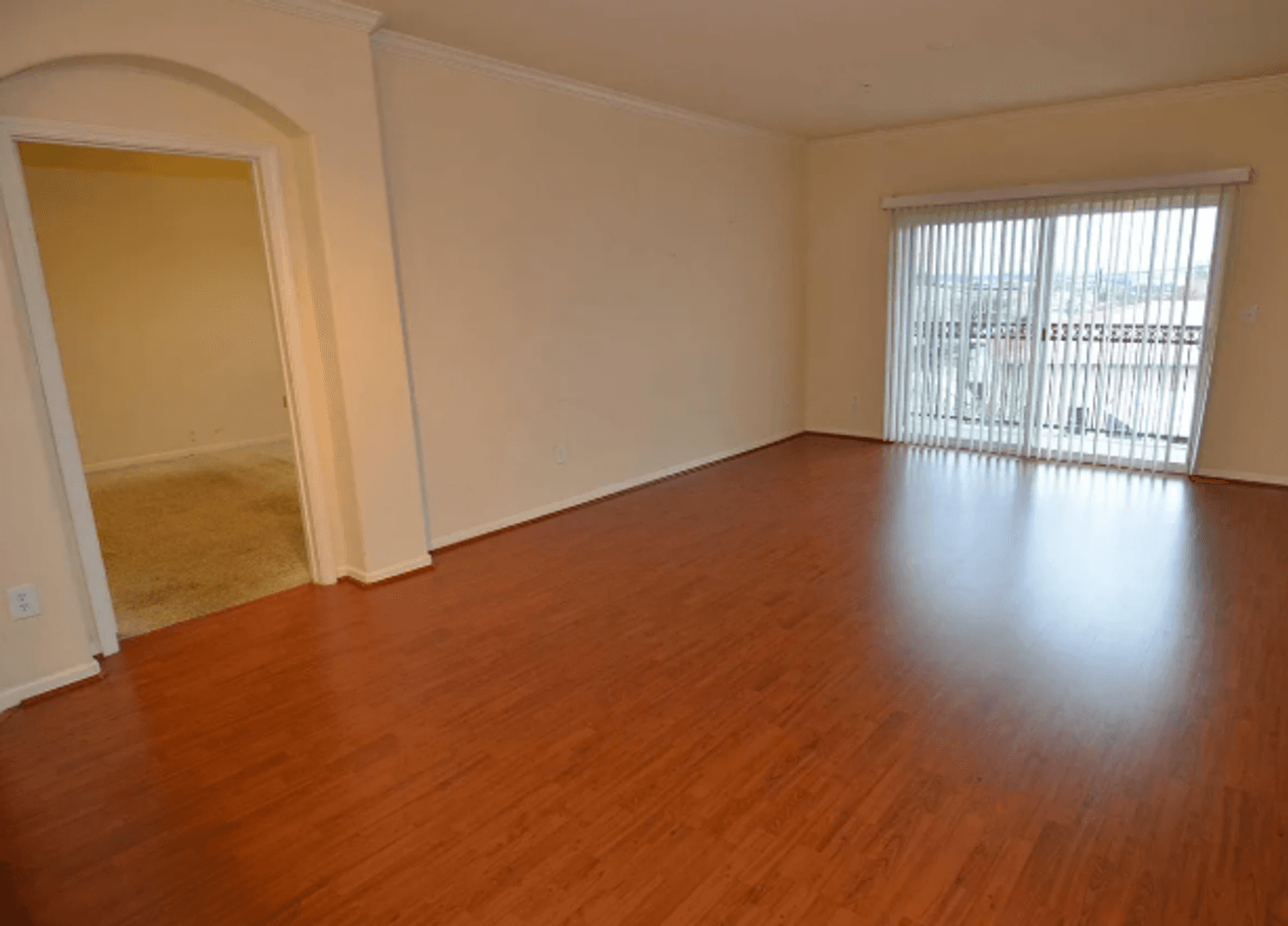 Columbia House: 1085 Shop Rd Unit 320