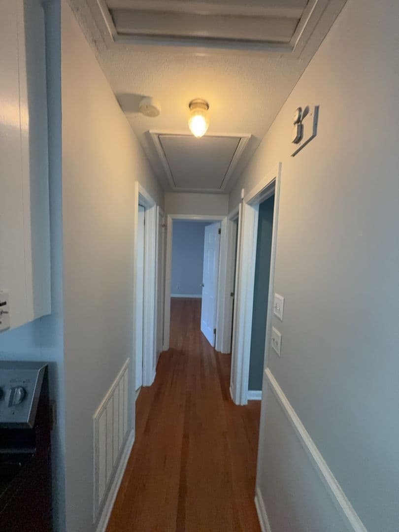 Columbia House: 1032 Lancaster St