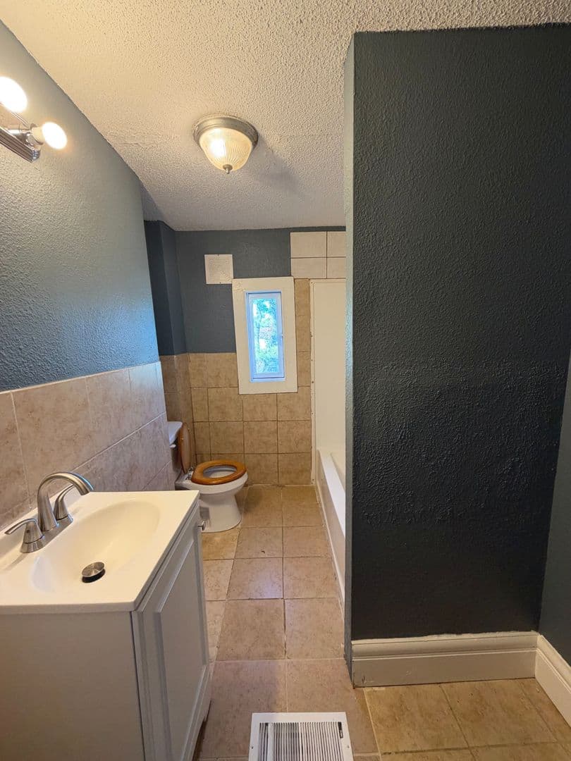 Kansas City House: 2600 Euclid Ave