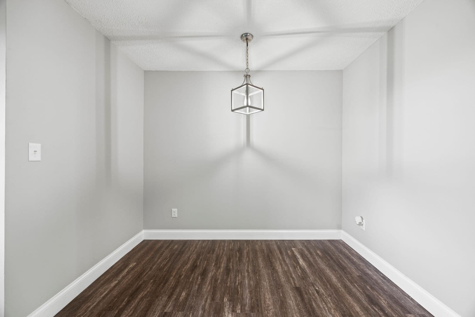 Hixson Apartment: 5519 Highway 153