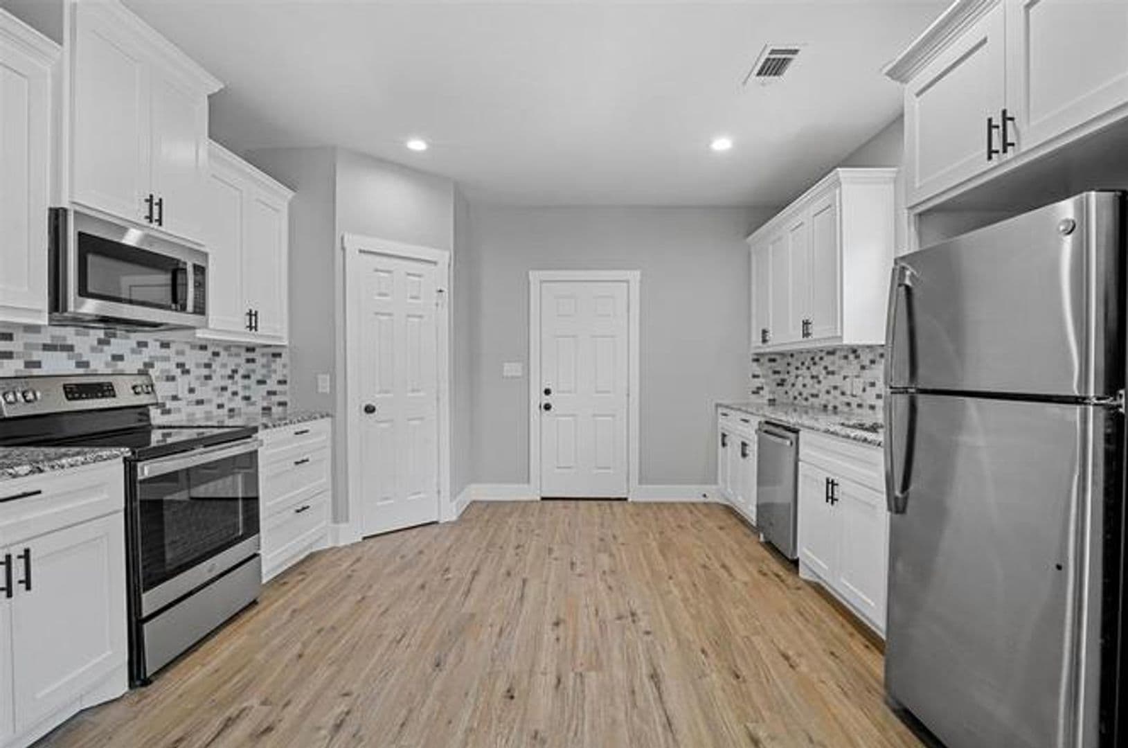 Denison House: 512 E Heron Street