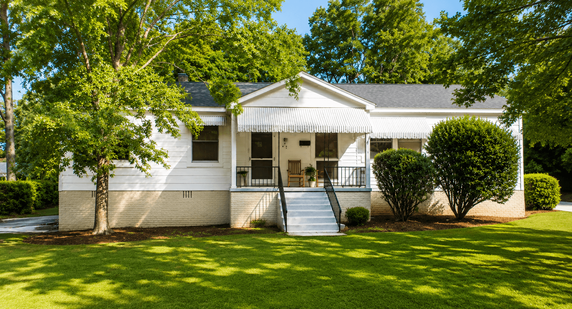 Columbia House: 525 Johnson Avenue