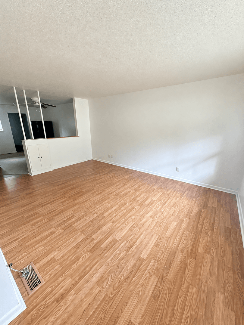 Chattanooga House: 7746 Nautical Way