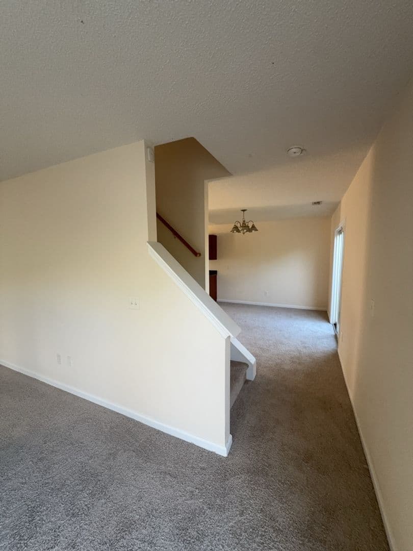 Lexington House: 420 Cape Jasmine Way