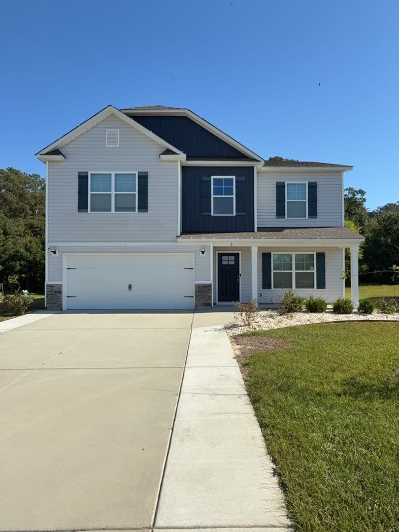 Elgin House: 6 Brazilian Dr