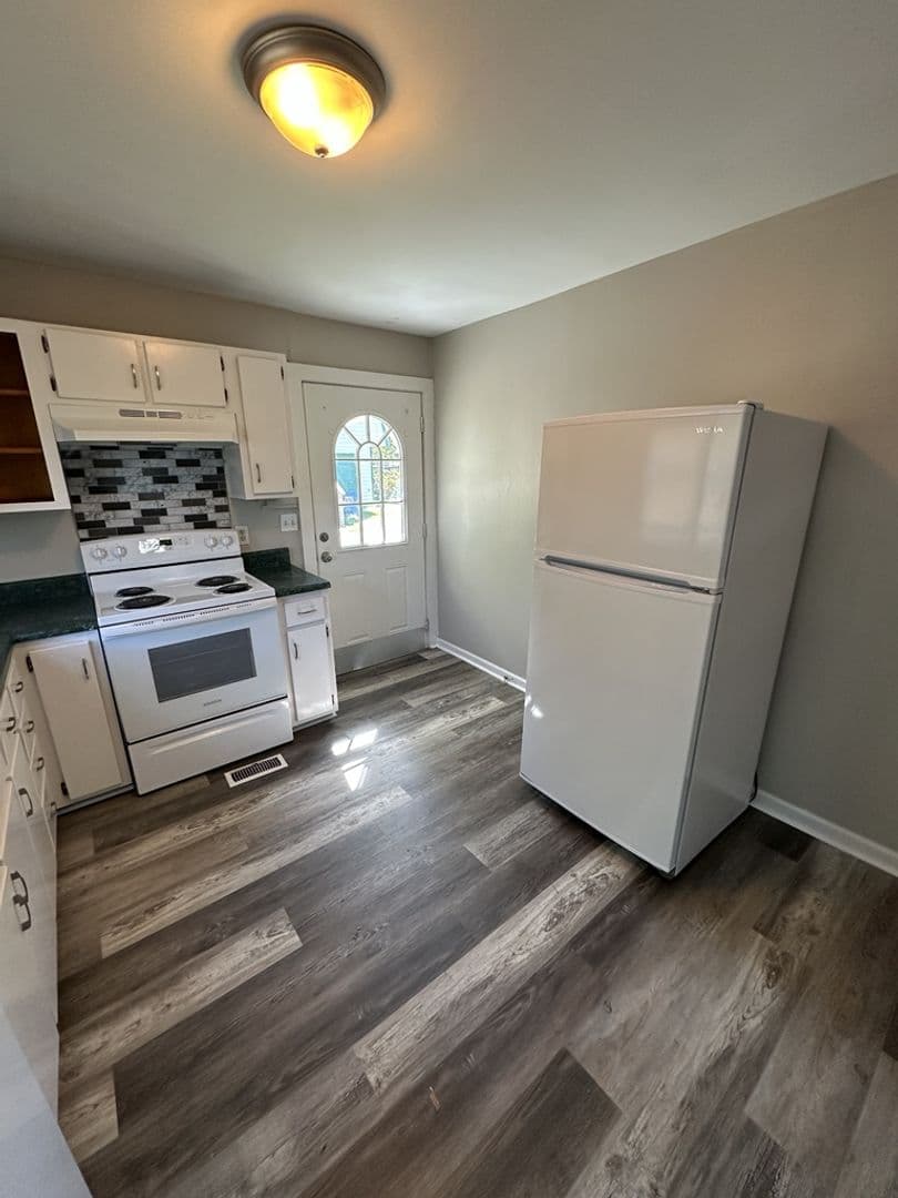 Rossville House: 304 James Street
