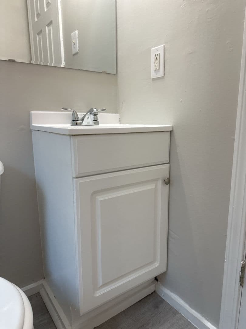 Augusta House: 2563 Lyman Street