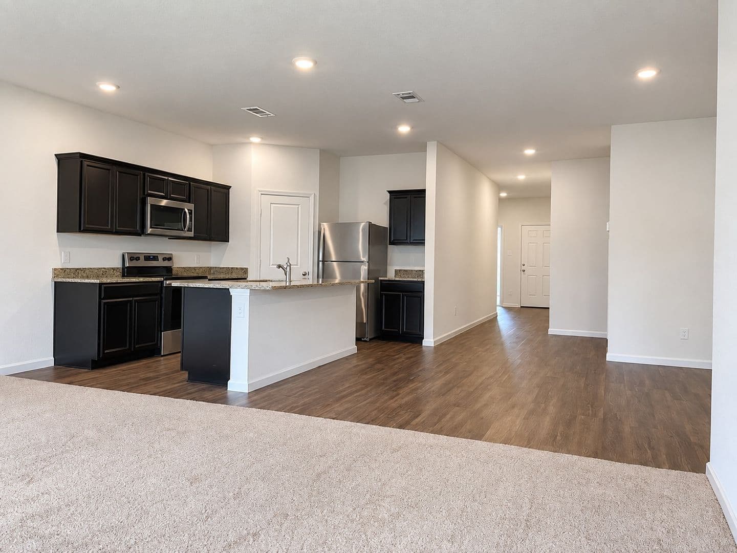 Fort Worth House: 6525 Trident Court
