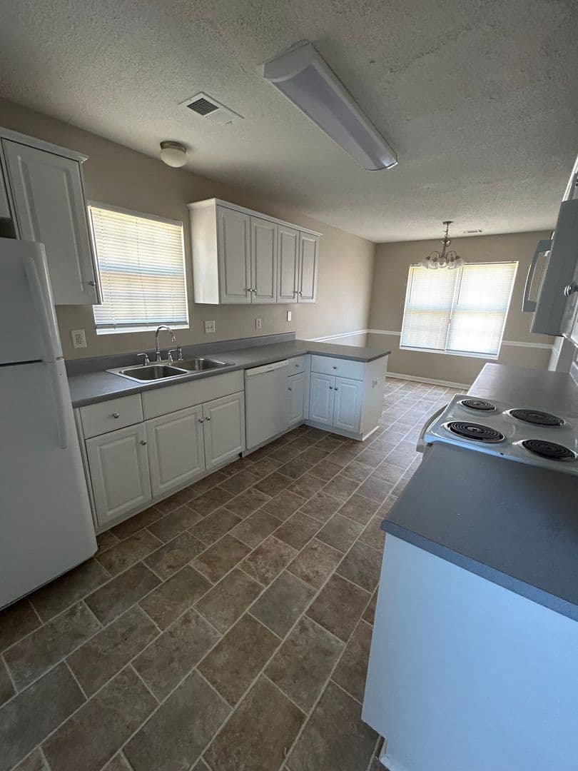 Augusta House: 4312  Leadville Ct