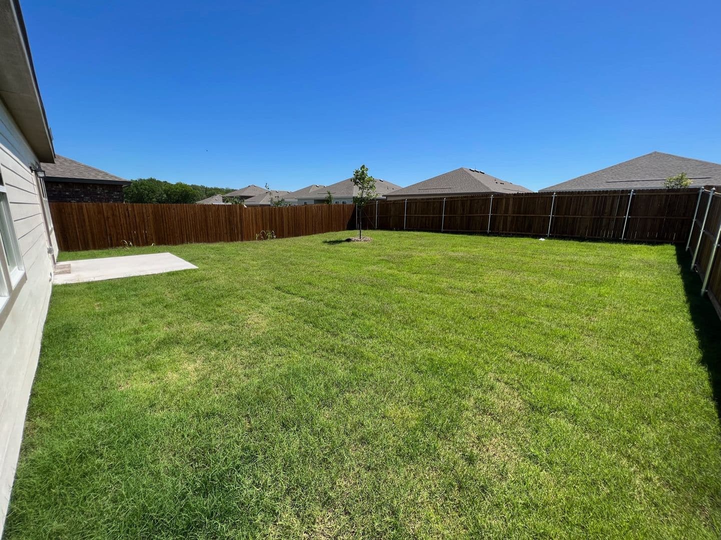 Lavon House: 752 Richmond Drive