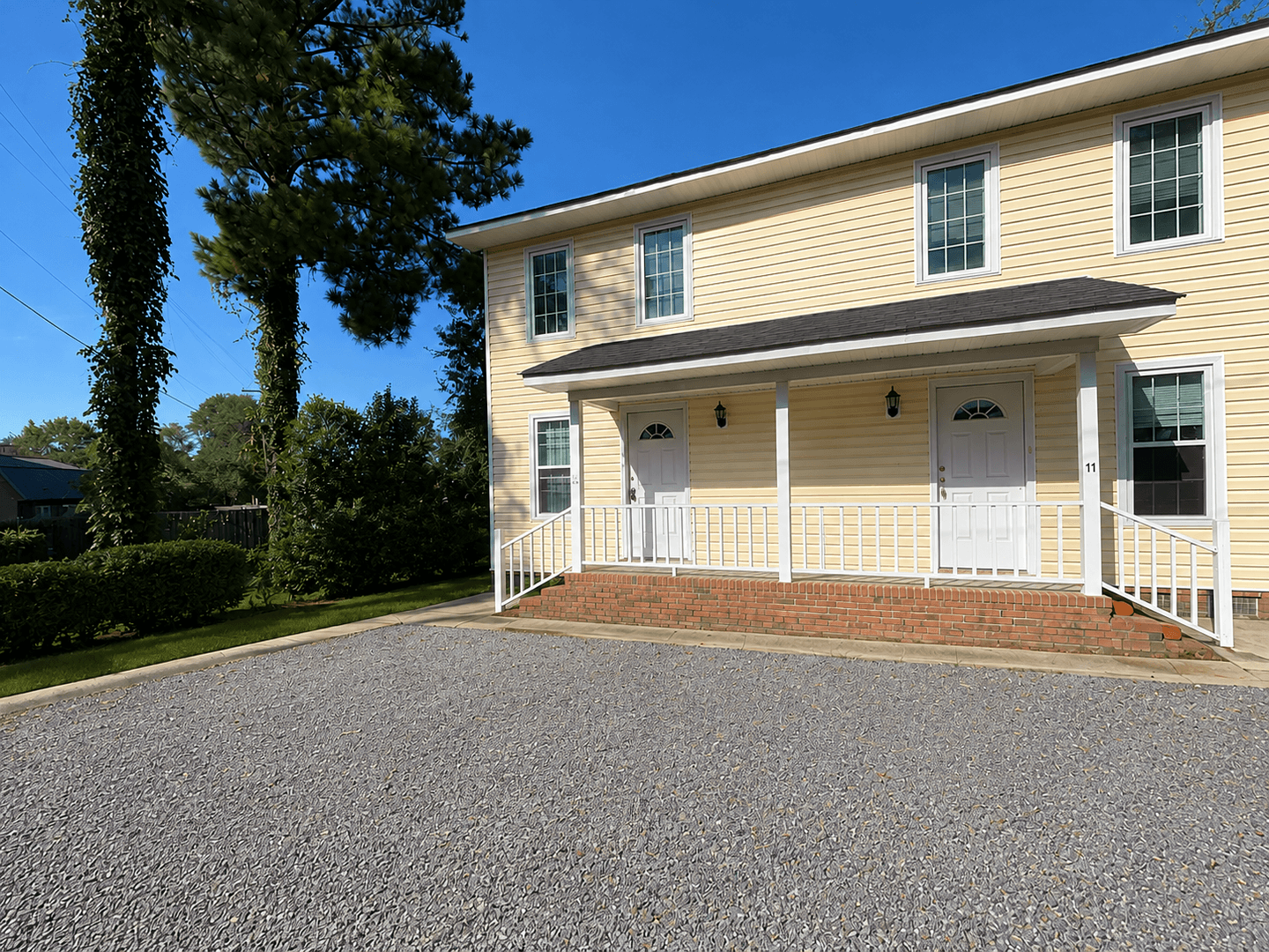 Cayce Townhome: Londonderry Sq