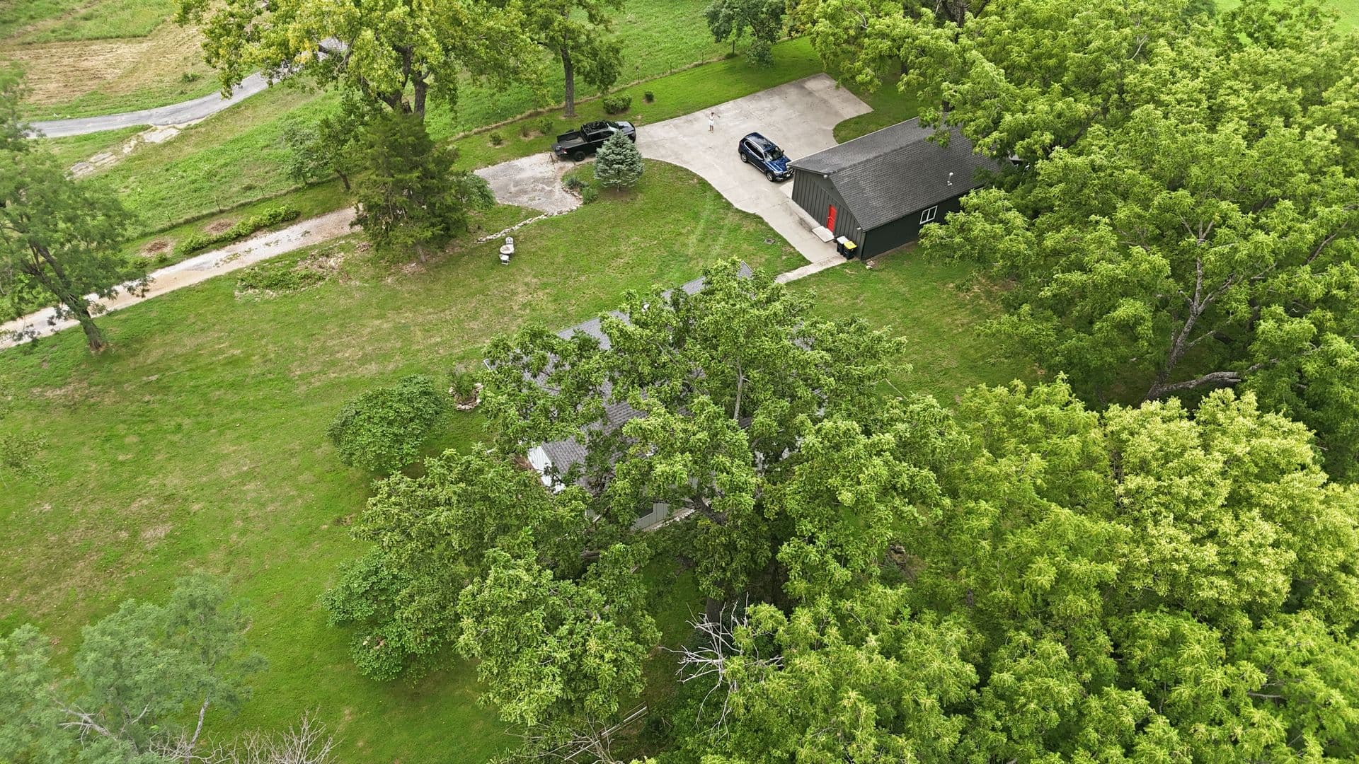 Kansas City House: 10200 Grandview Rd