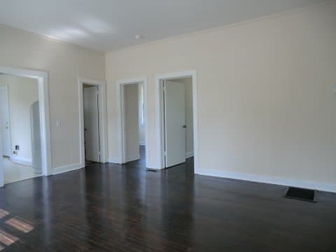 Augusta House: 1914 1/2 Kratha Drive