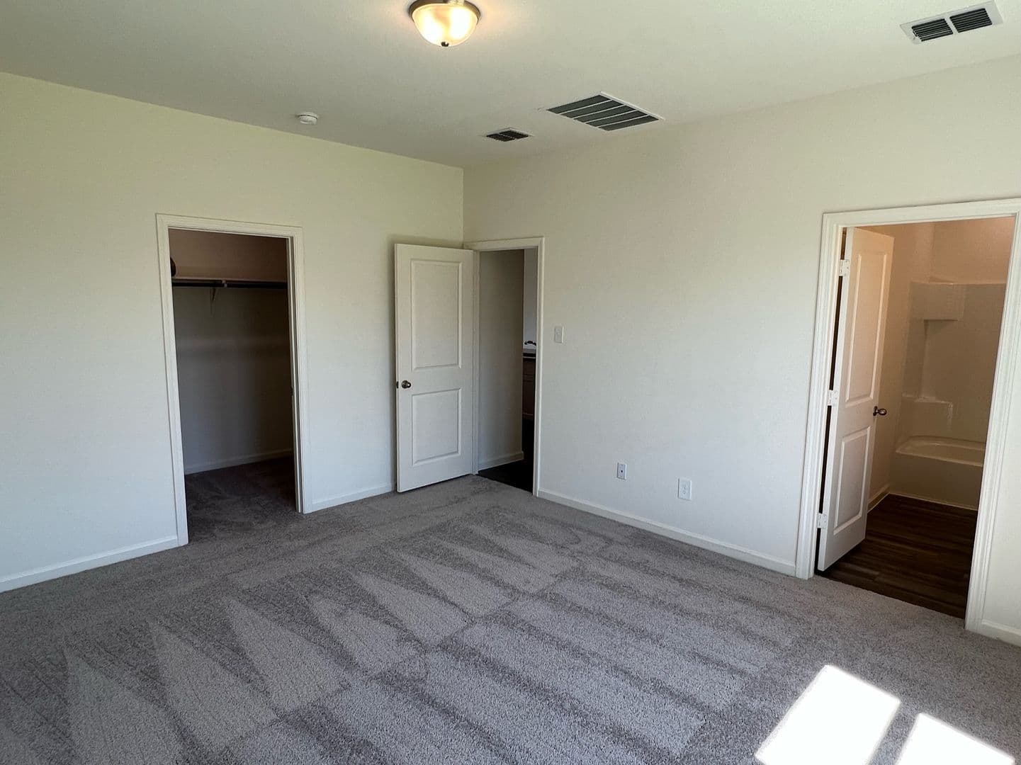 Lavon House: 752 Richmond Drive