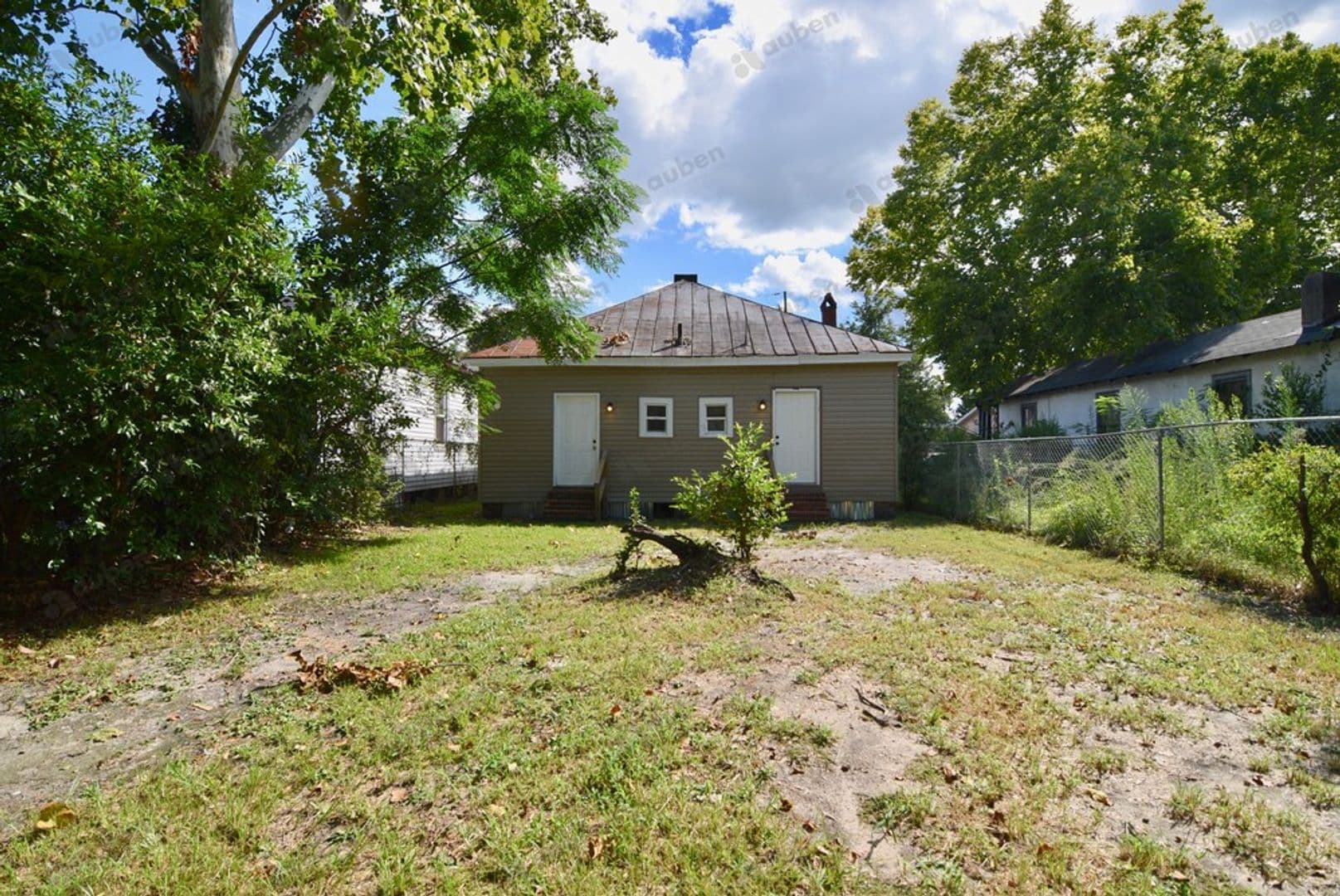 Augusta House: 1717 Starnes Street
