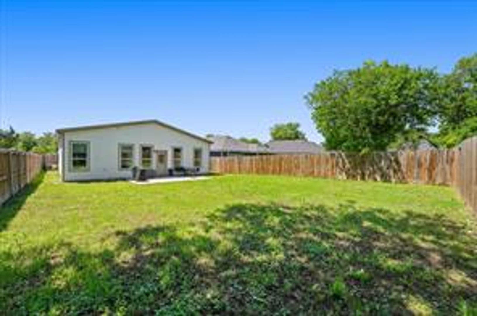 Dallas House: 4520 Garrison Avenue
