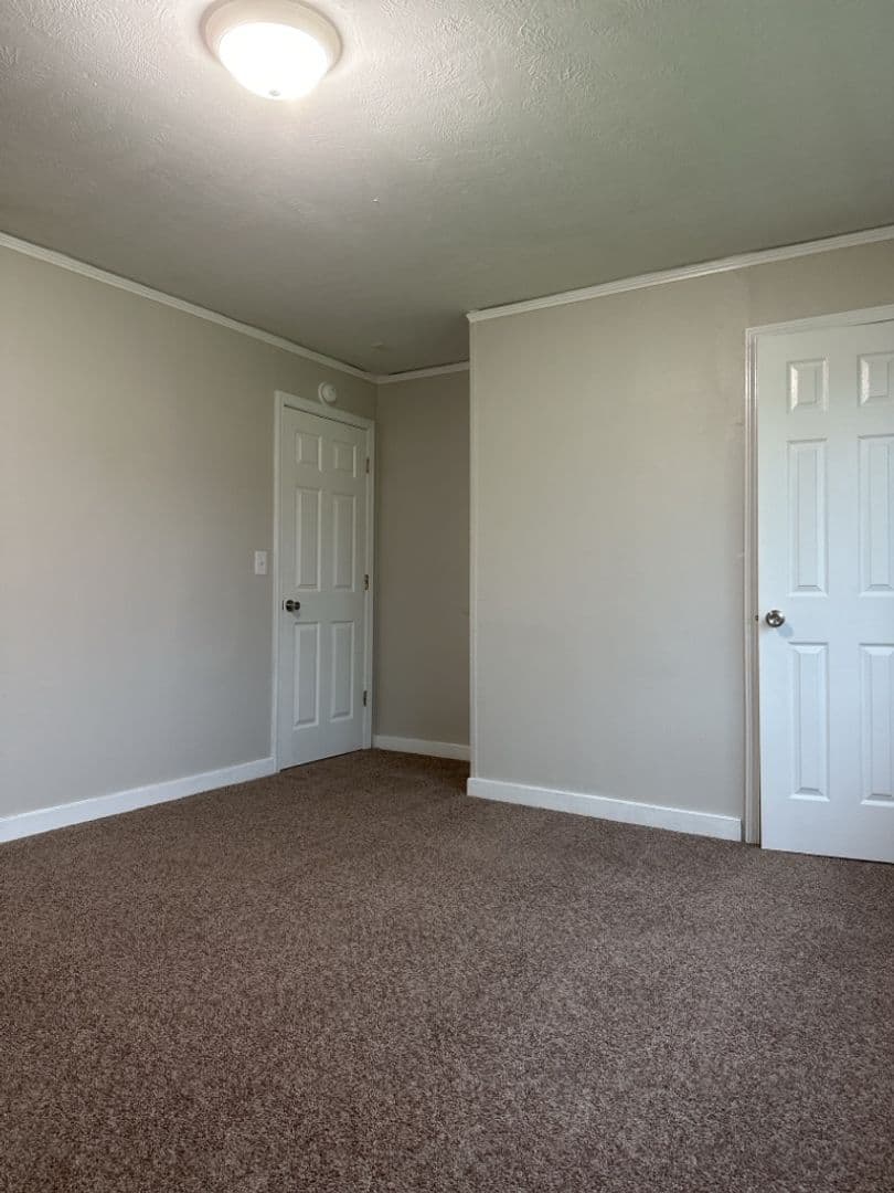 Augusta House: 2563 Lyman Street