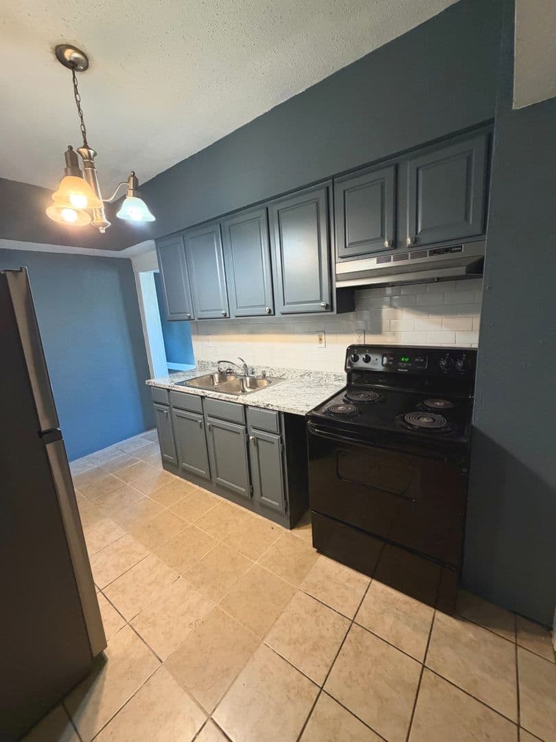 Kansas City House: 2600 Euclid Ave