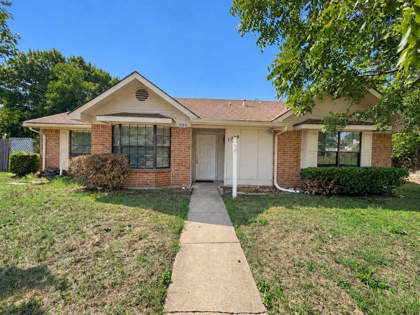 Duncanville House: 1038 Cedar Run Drive