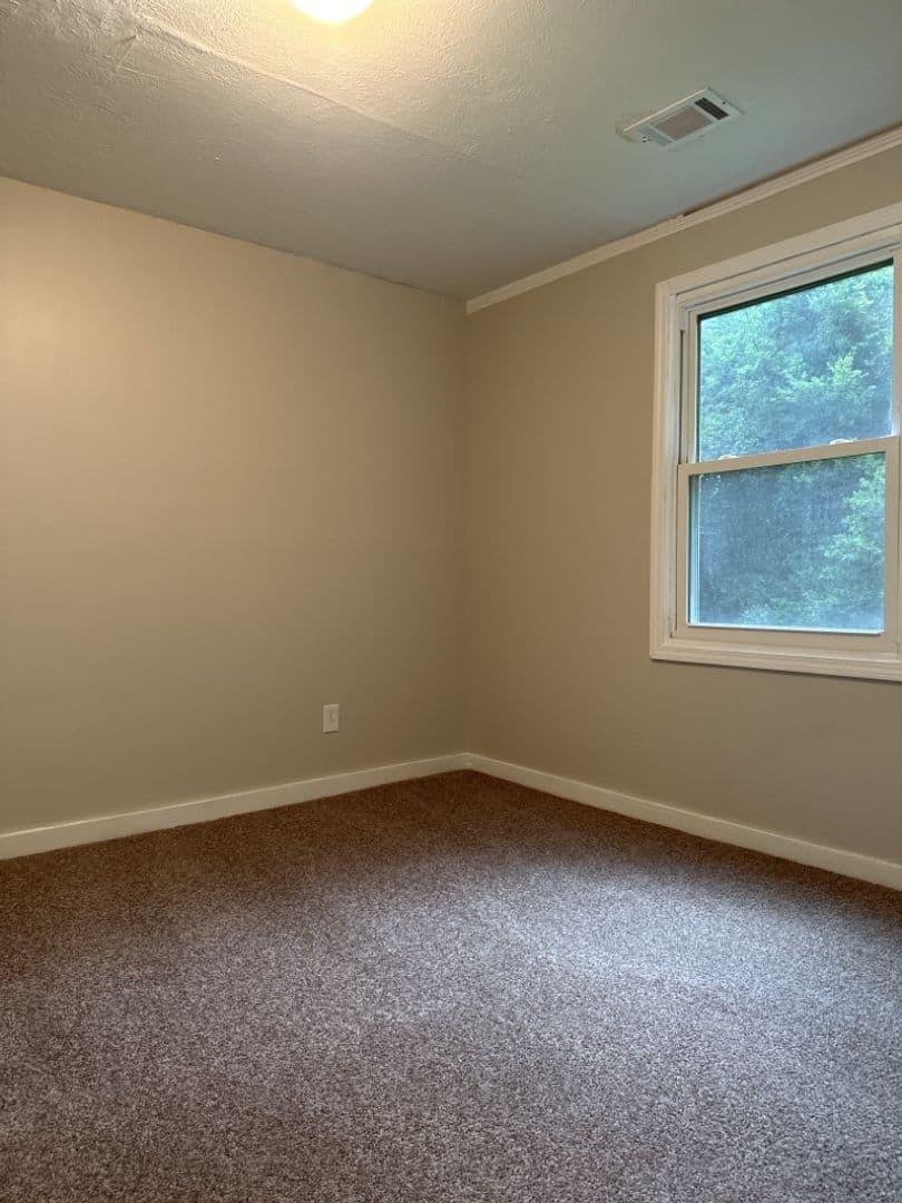 Augusta House: 2563 Lyman Street