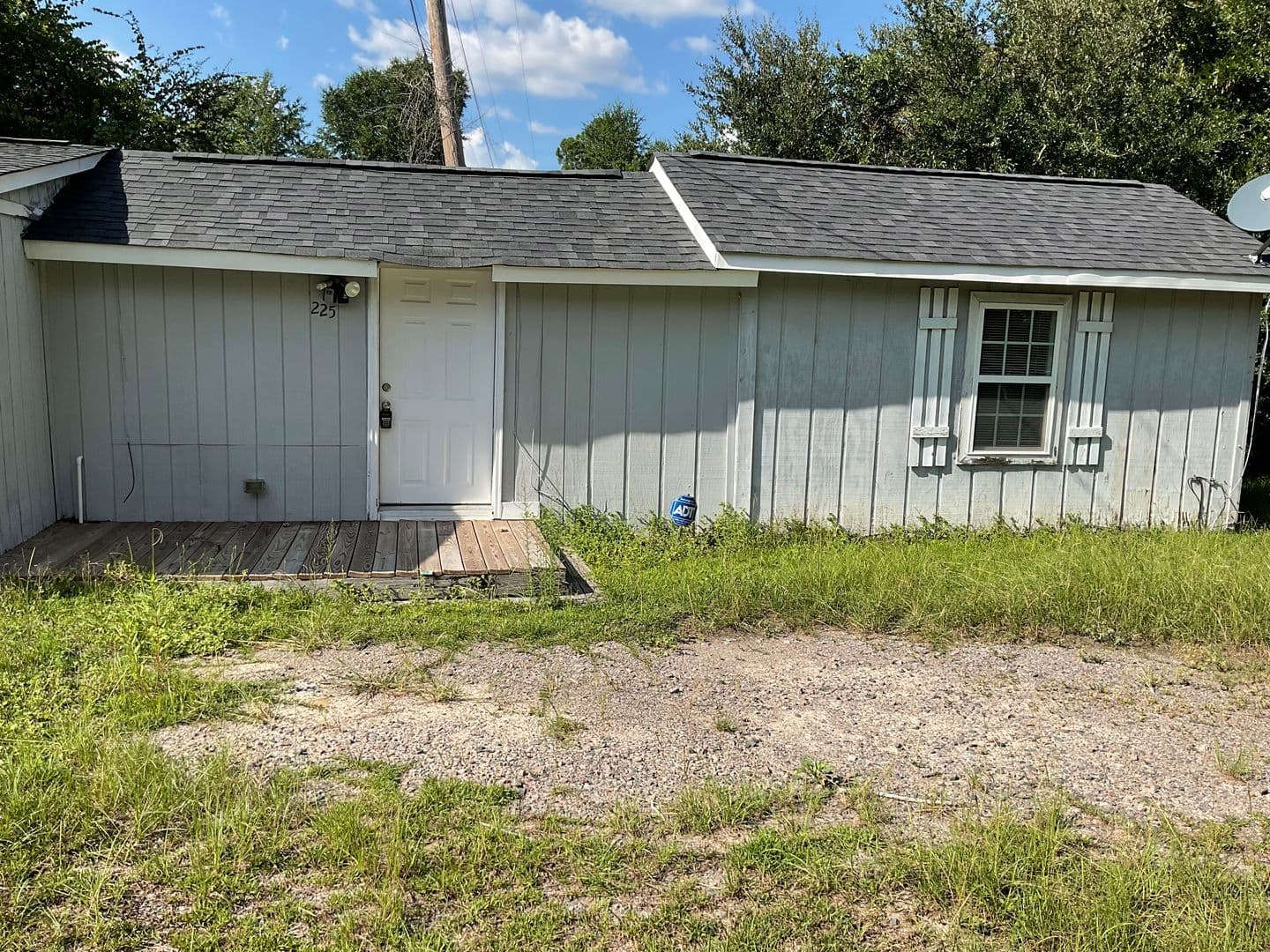 Aiken House: 225 Hudson Road