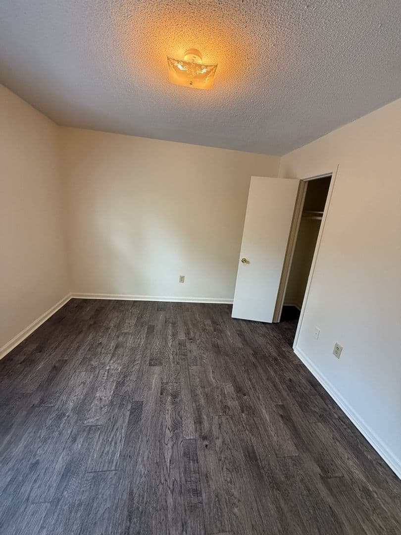 Columbia Apartment: 3606 Medical Drive