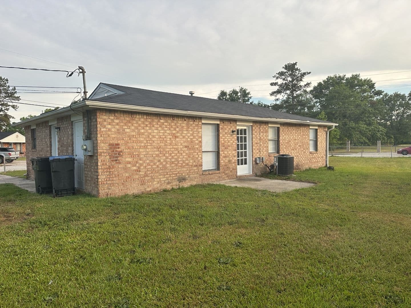 Augusta House: 3202 Gerald Dr E