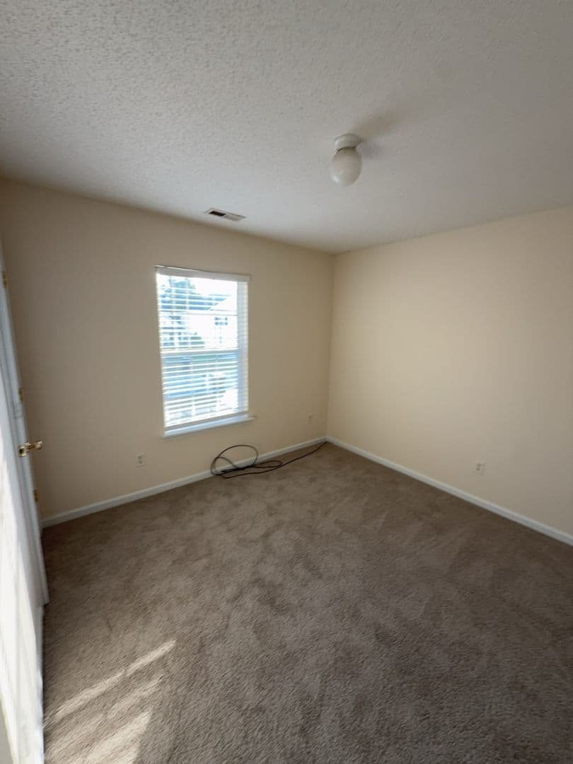 Lexington House: 420 Cape Jasmine Way