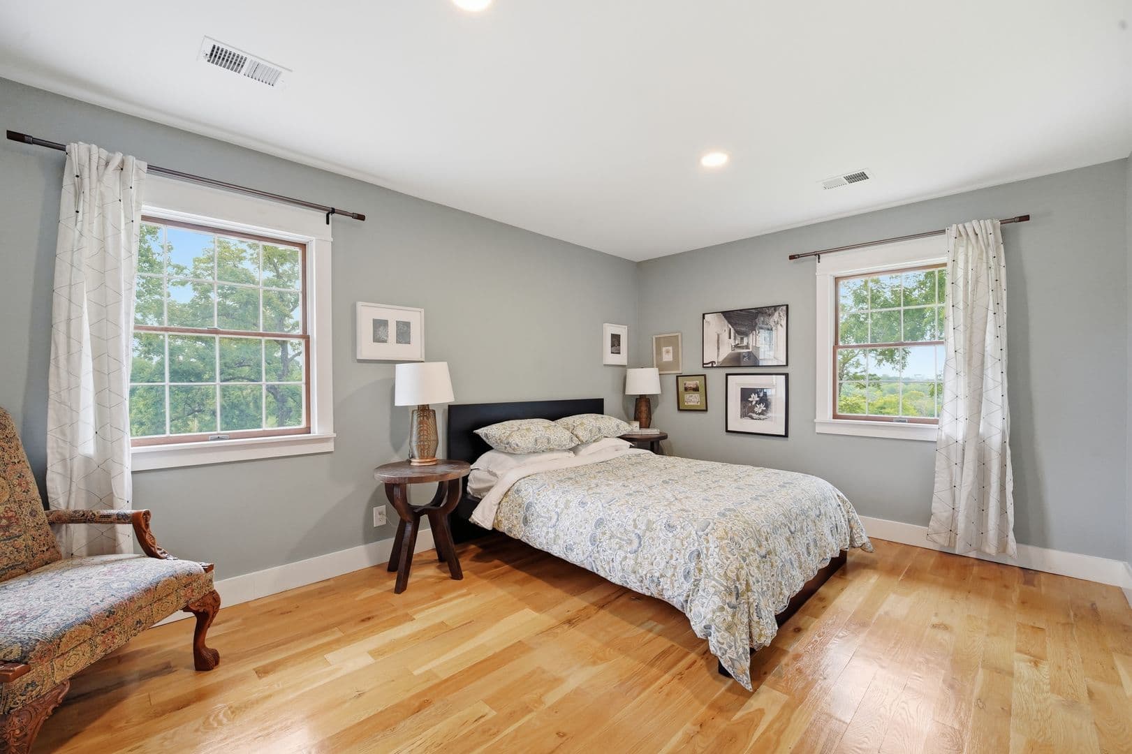 Kansas City House: 10200 Grandview Rd