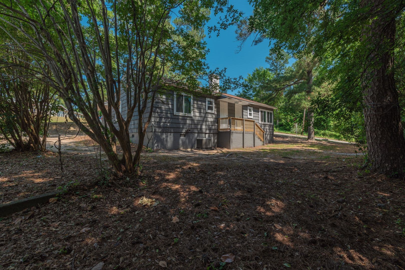 North Augusta House: 651 Hutchinson Dr.