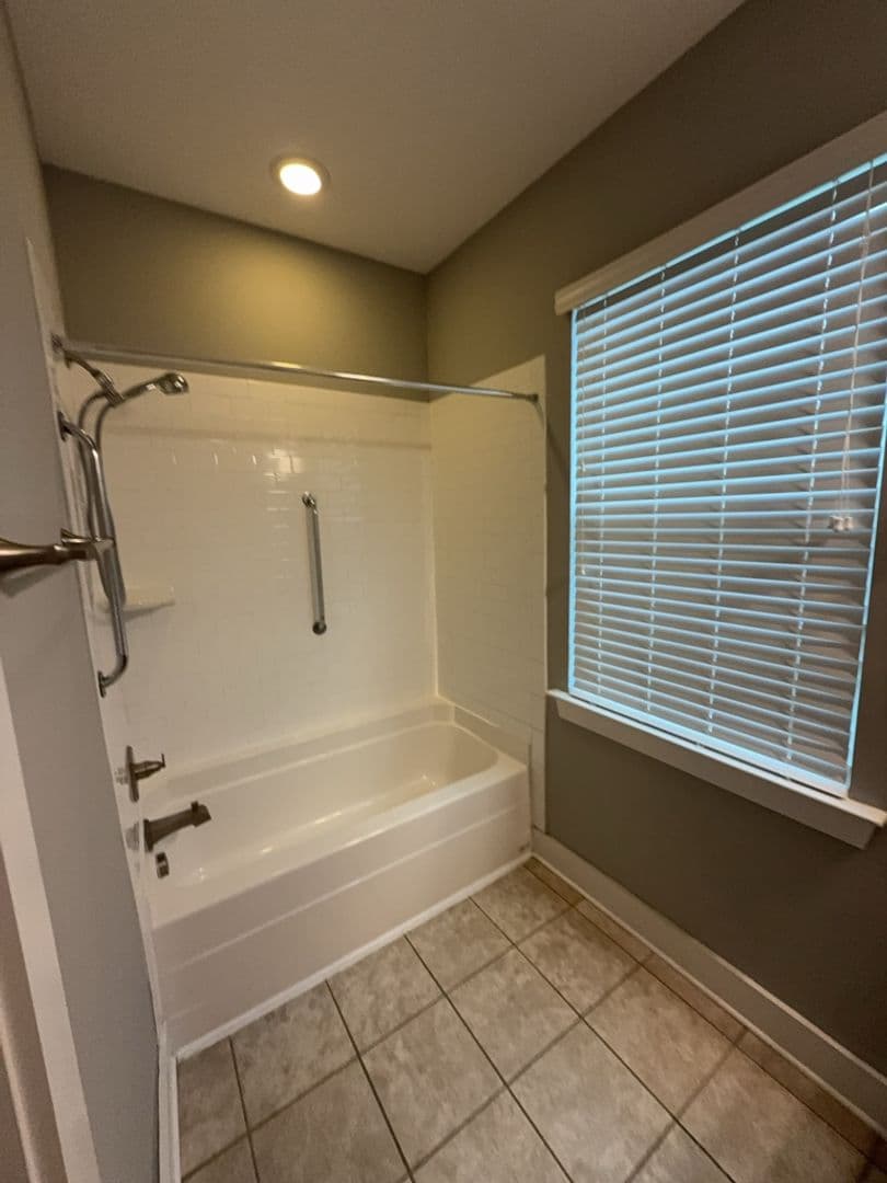 Columbia House: 1331 Mcduffie Ave