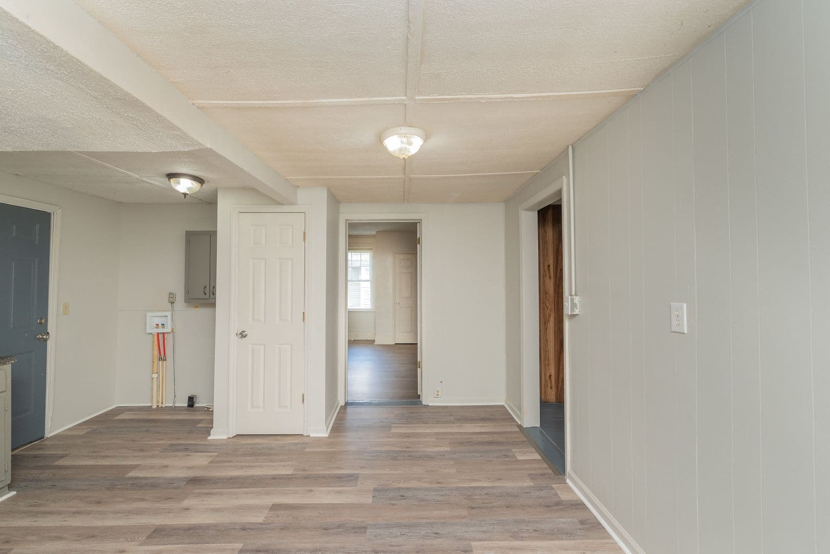 Augusta House: 2024 Clark St