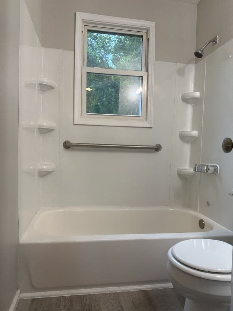 Augusta House: 2563 Lyman Street