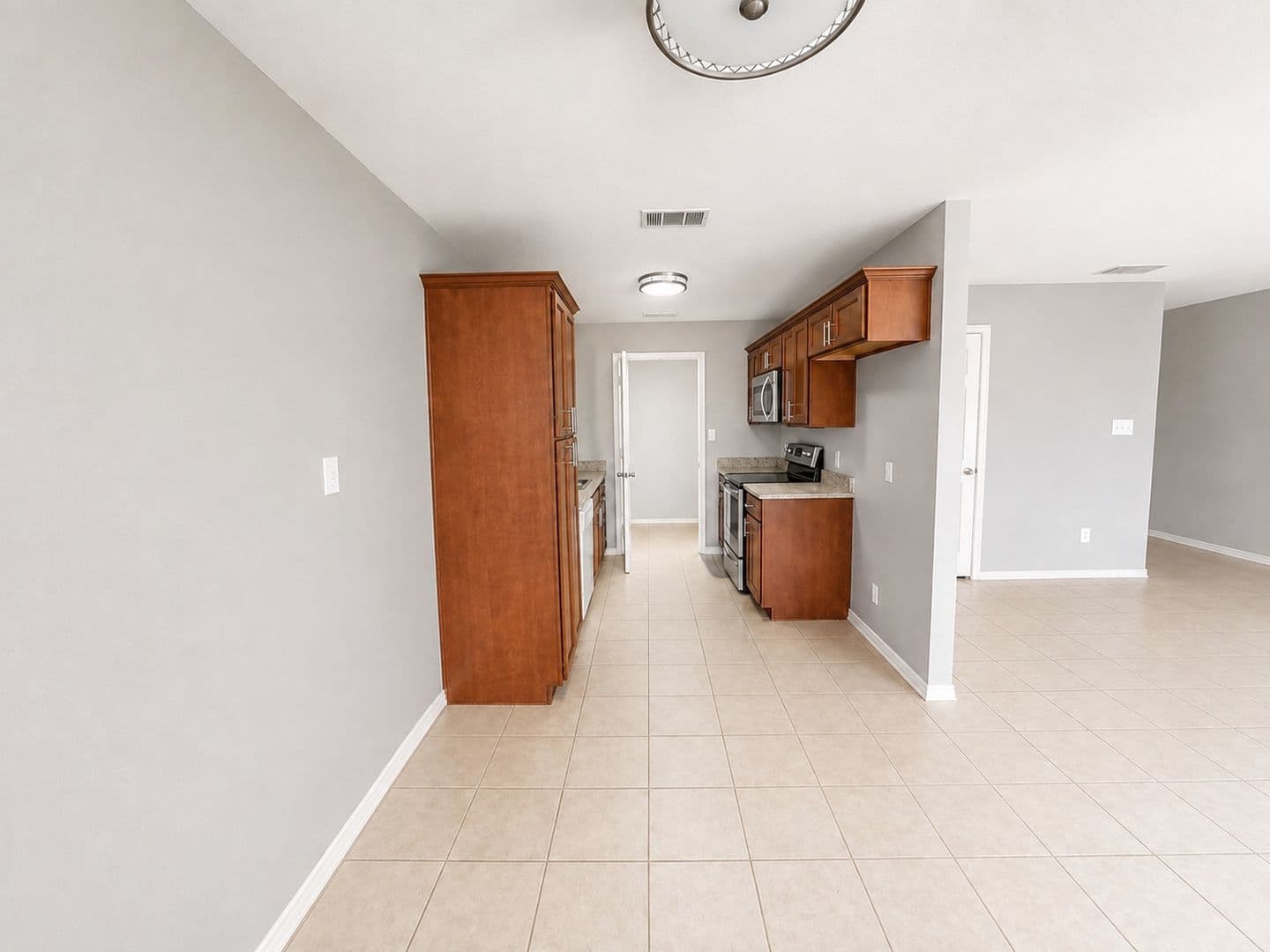 Princeton Apartment: 1109-1111 Parkway Trail