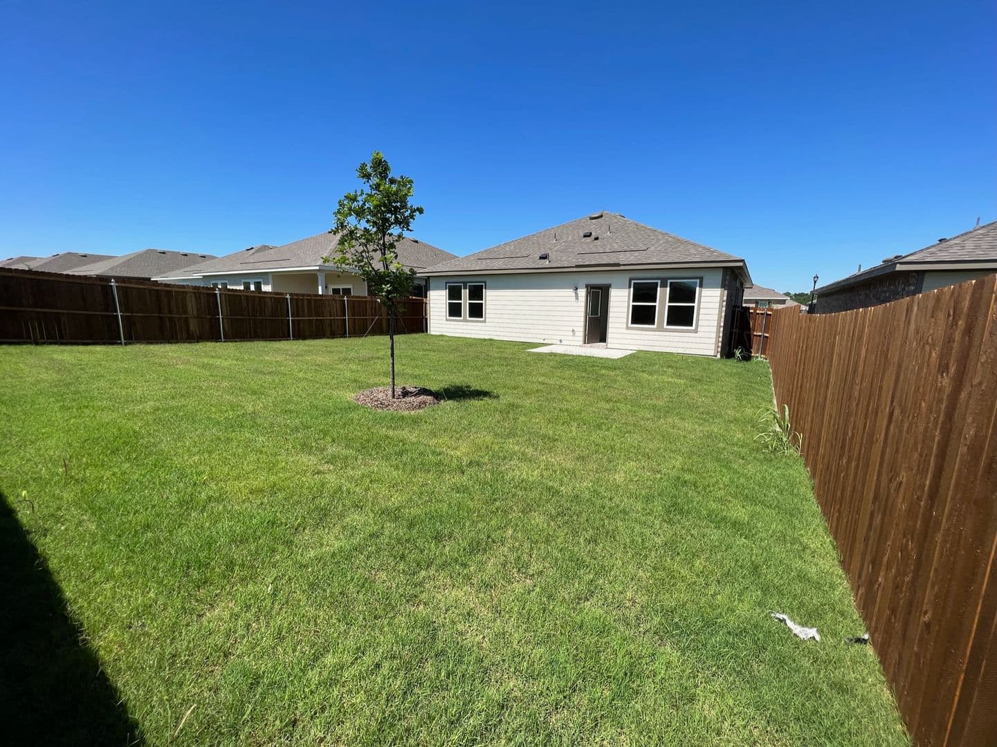 Lavon House: 752 Richmond Drive