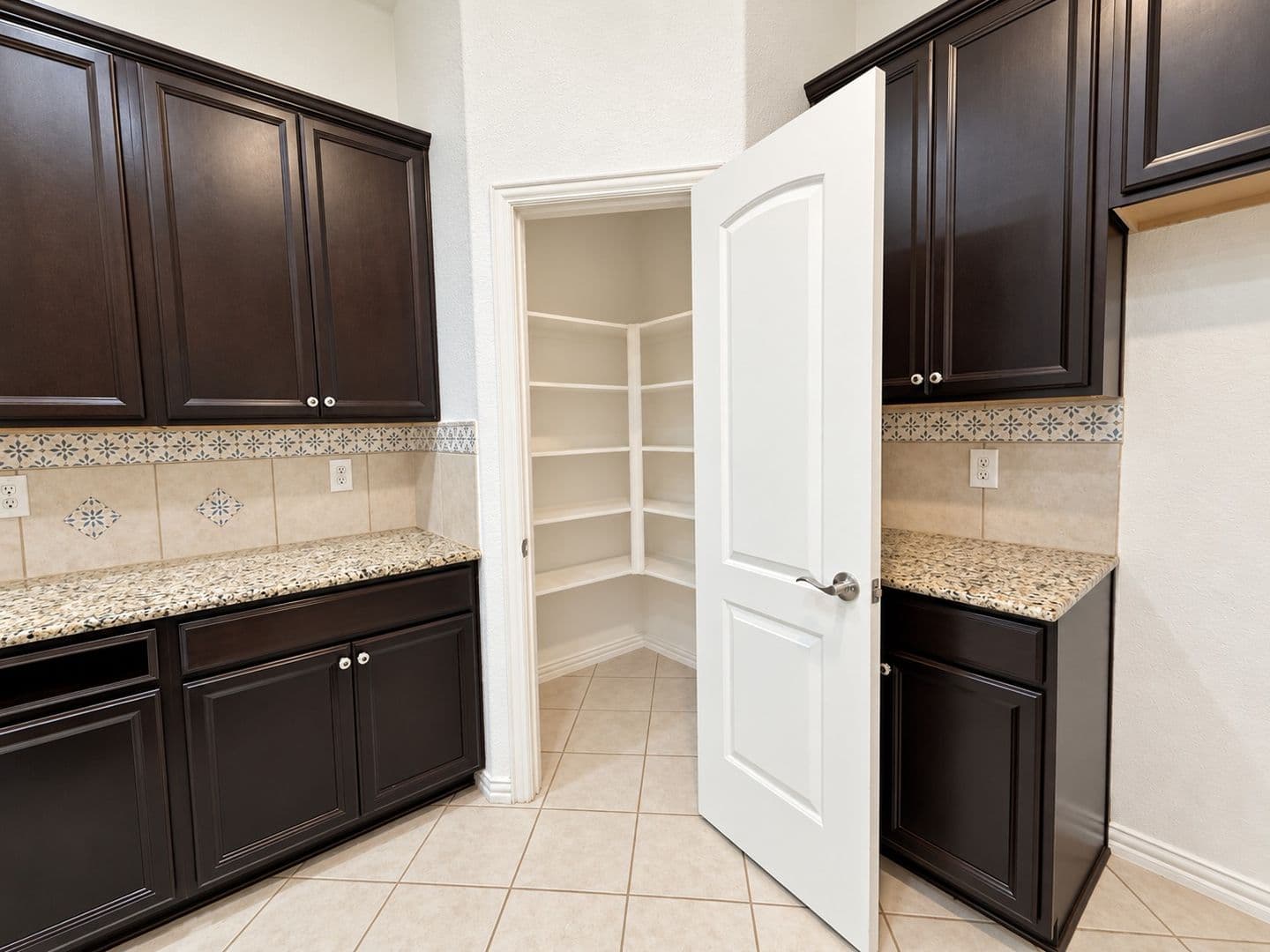 Fort Worth House: 8121 Belgian Blue Court