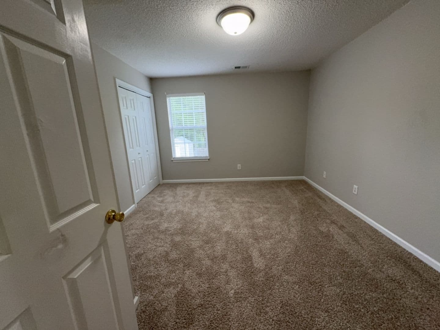 Lexington House: 113 Dupre Mill Court