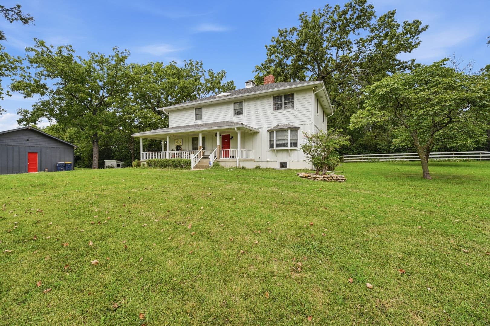 Kansas City House: 10200 Grandview Rd