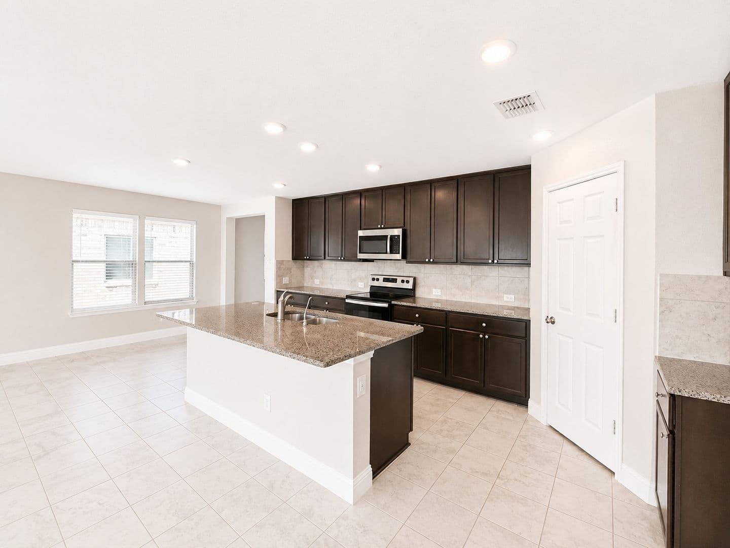 Aubrey House: 2605 Wesley Avenue
