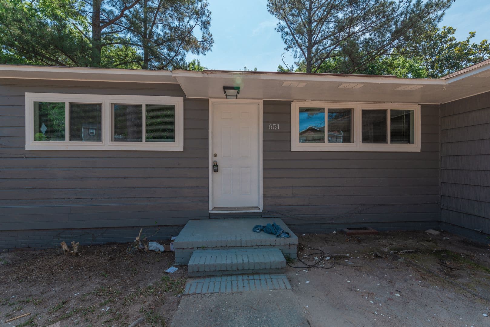 North Augusta House: 651 Hutchinson Dr.