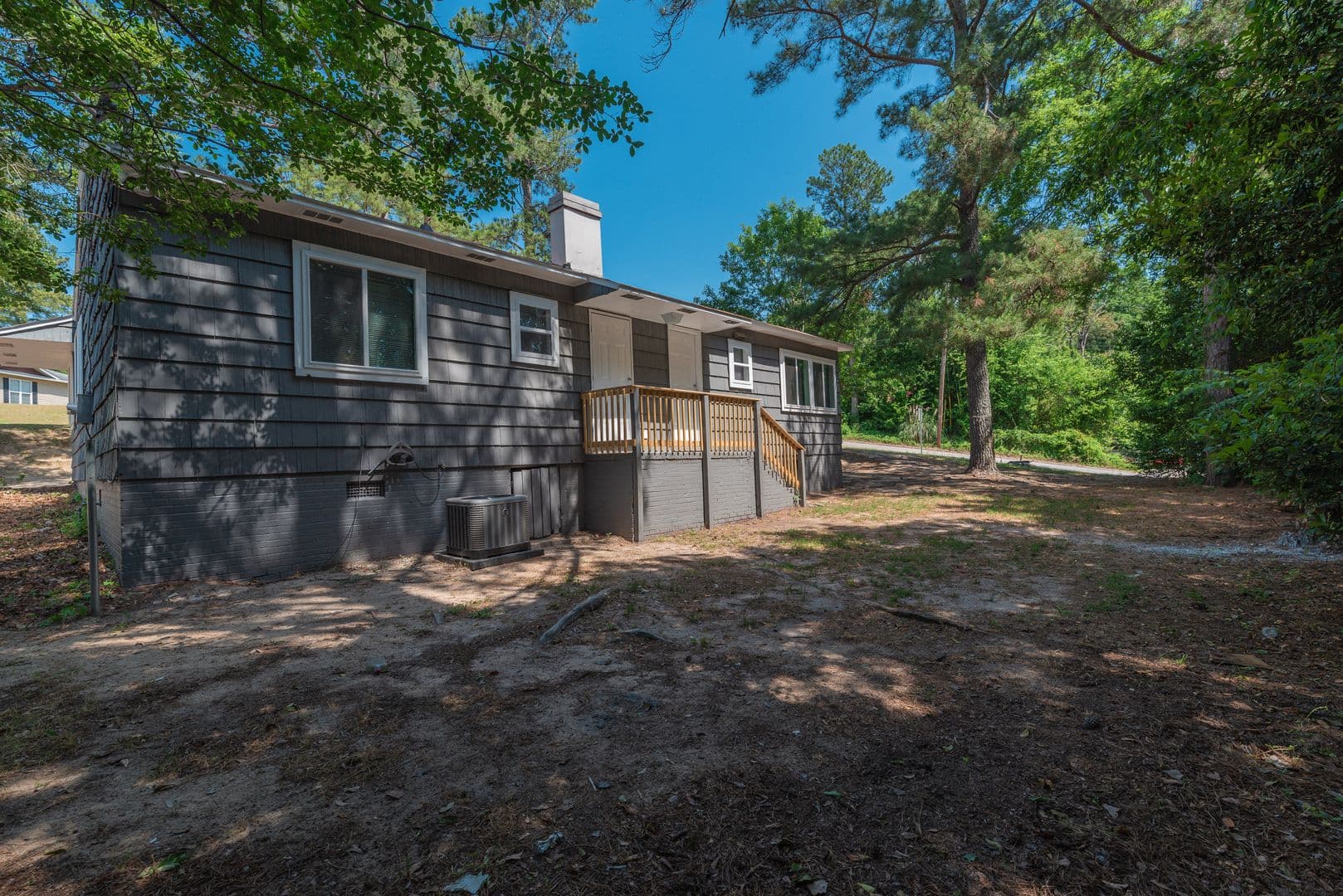 North Augusta House: 651 Hutchinson Dr.