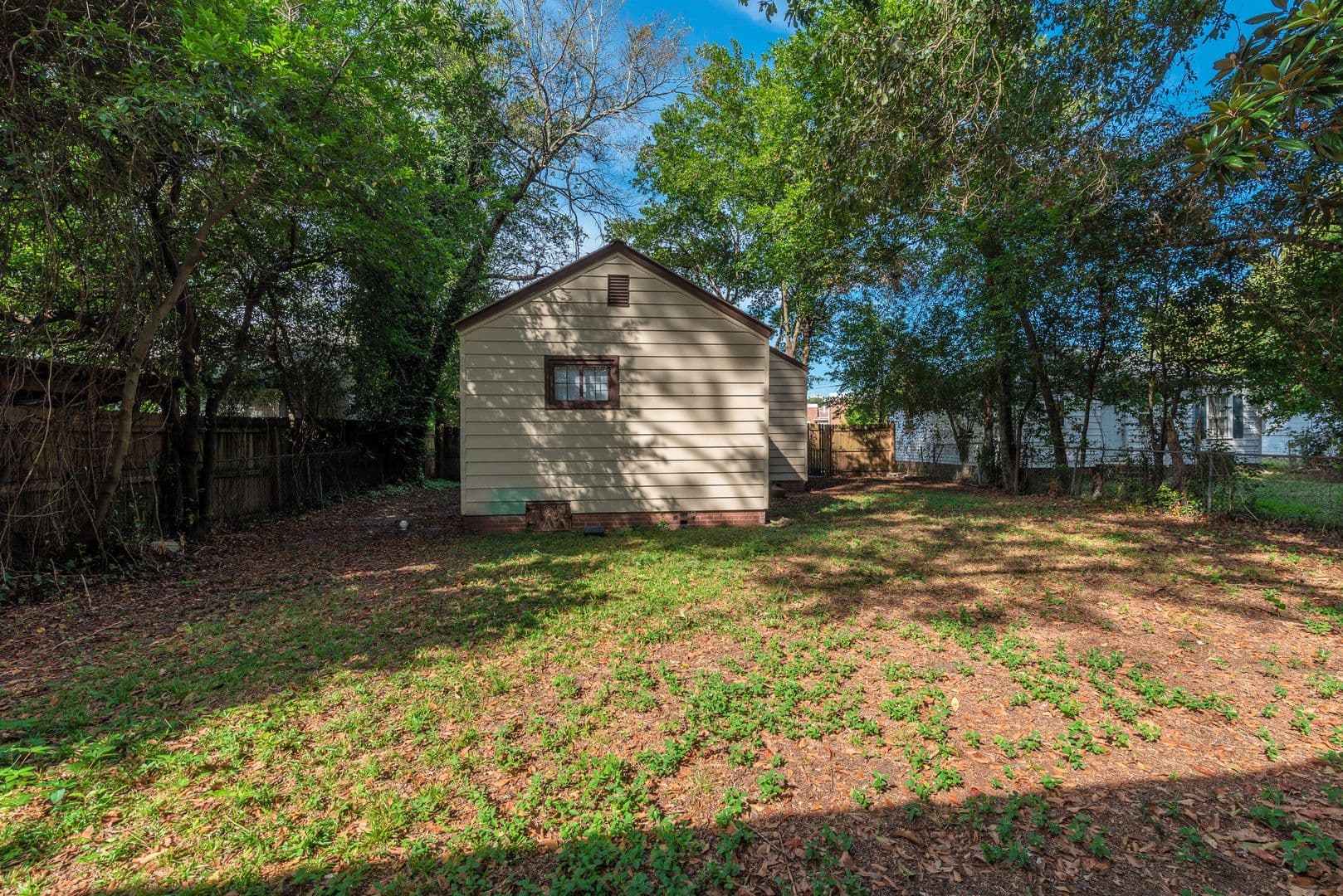Augusta House: 1110 Murphy Street