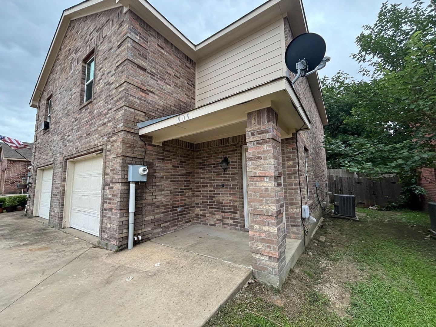 Princeton House: 909 Parkplace Ridge