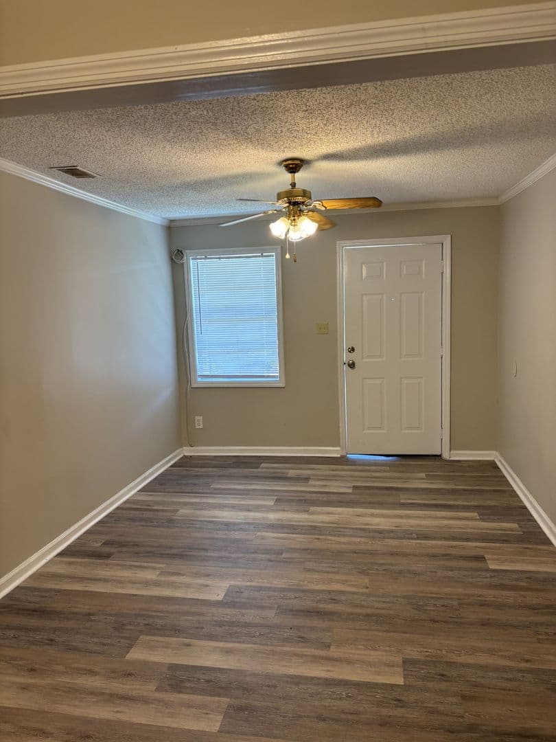Augusta House: 2165 1/2 Telfair Street