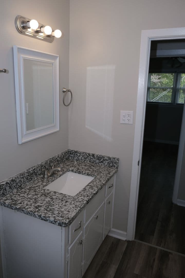 Augusta Apartment: 1600 Johns Rd