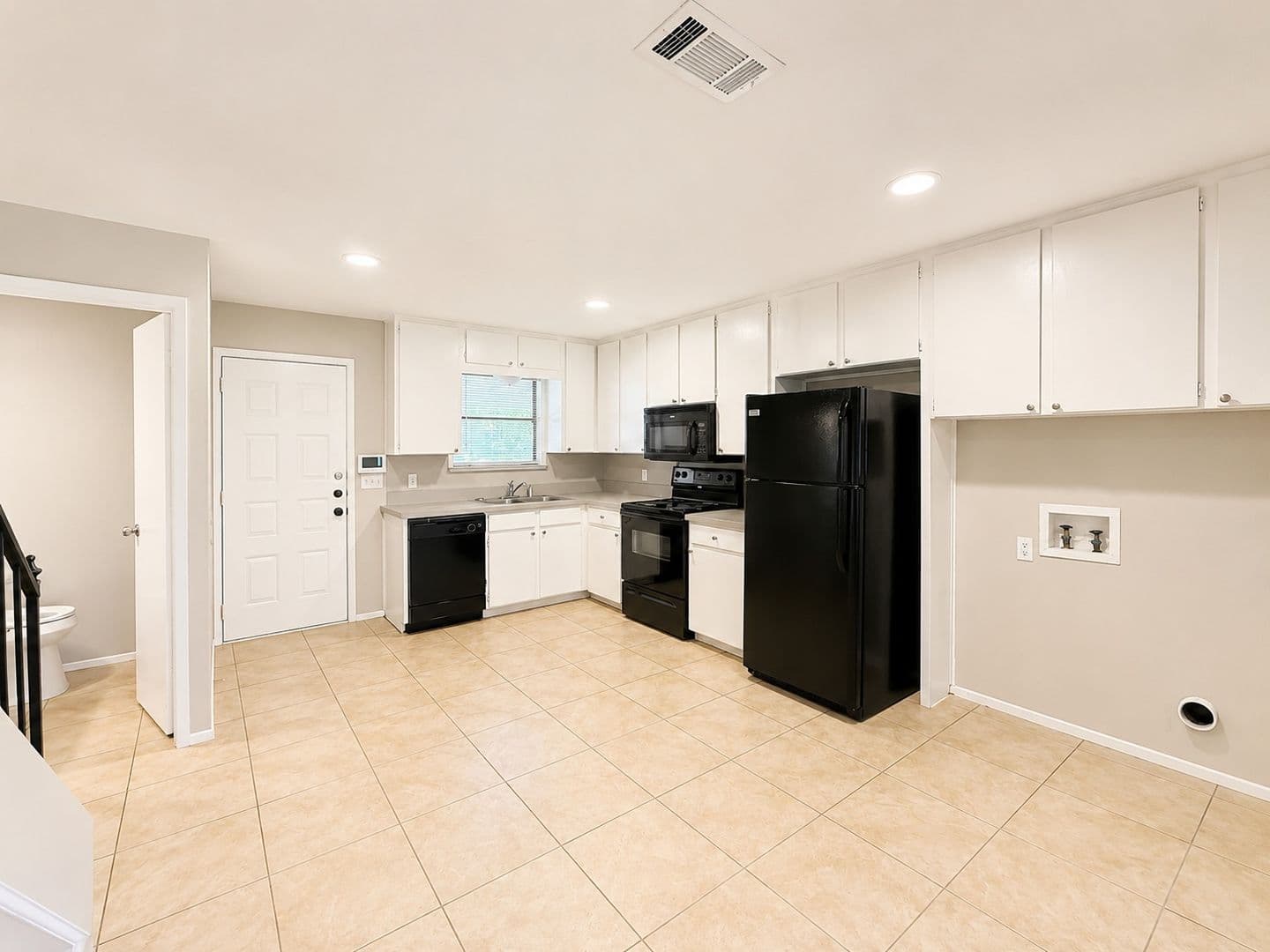 Crowley Apartment: 509 S Beverly Street Unit 1-4