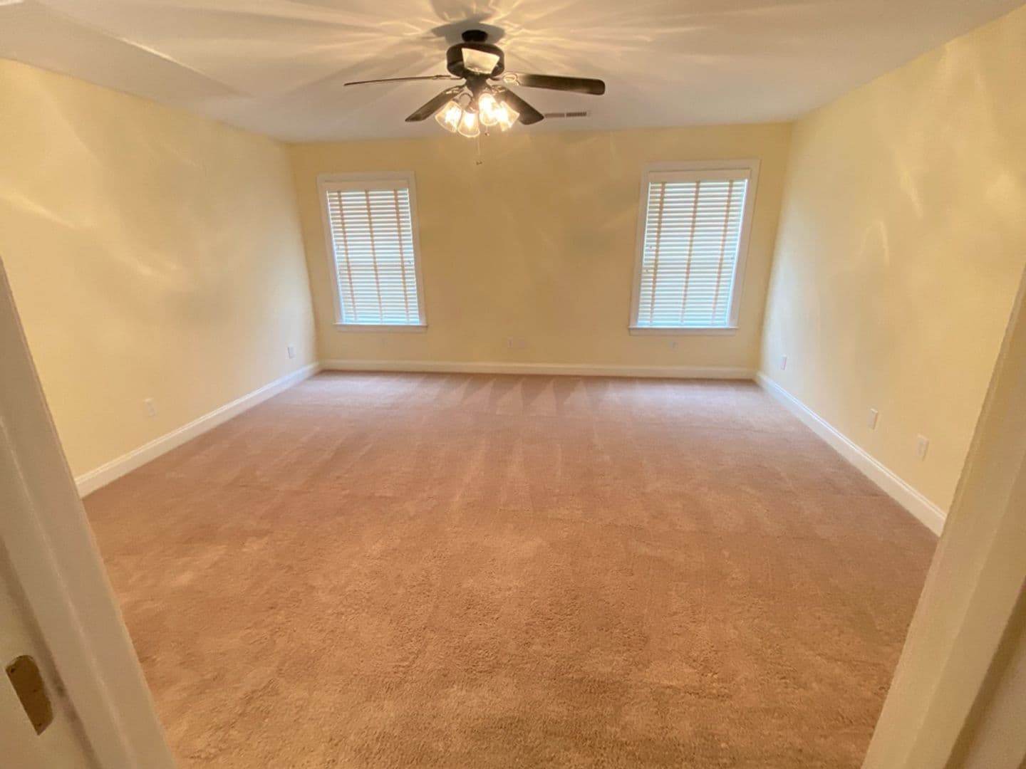 Lexington House: 105 Ridge Top Rd