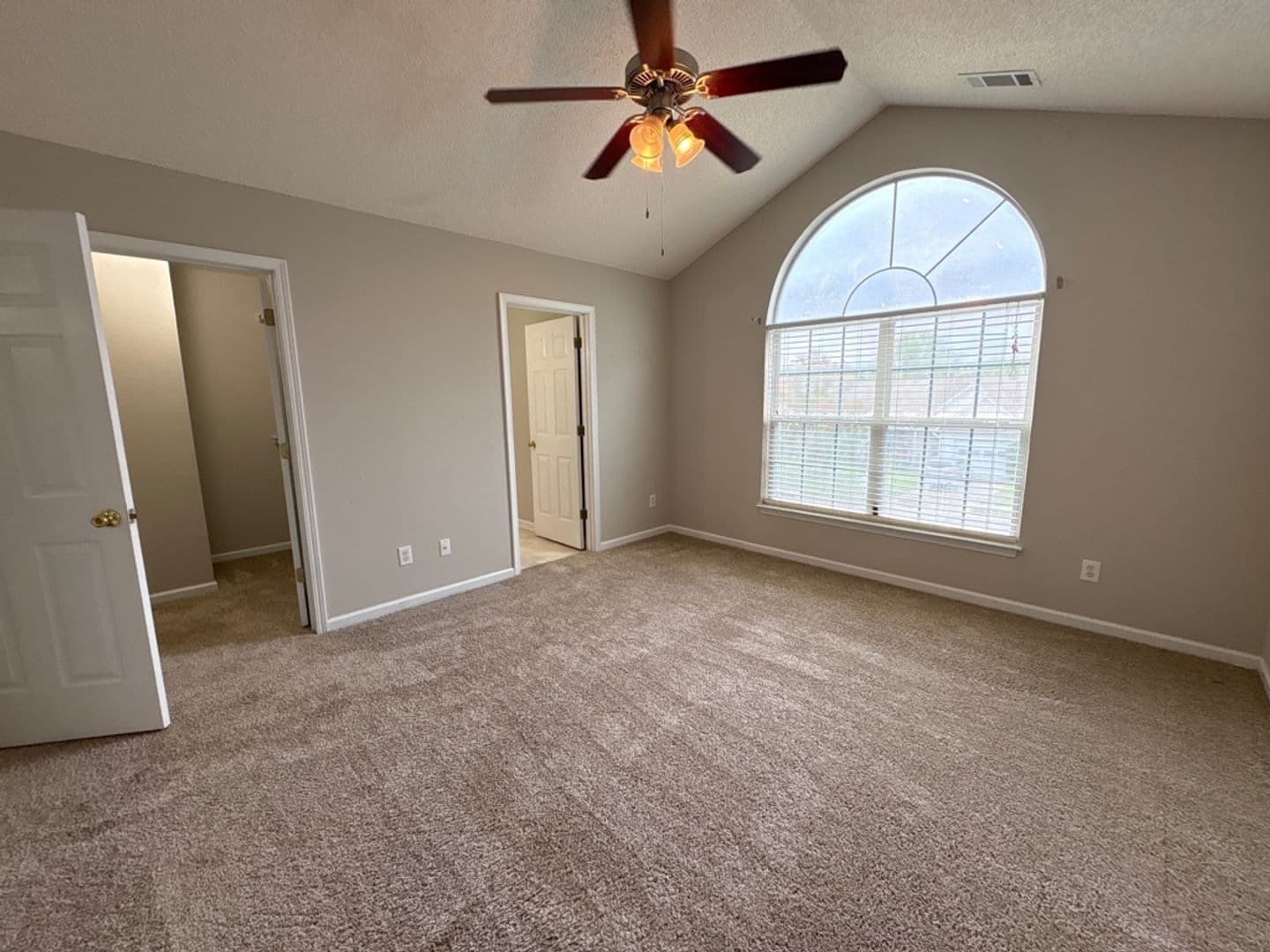 Lexington House: 113 Dupre Mill Court