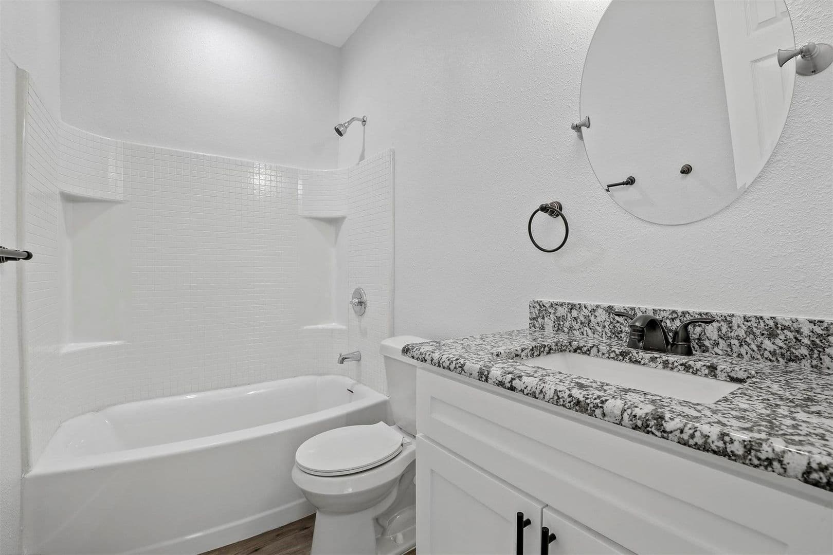 Denison House: 516 E Heron Street
