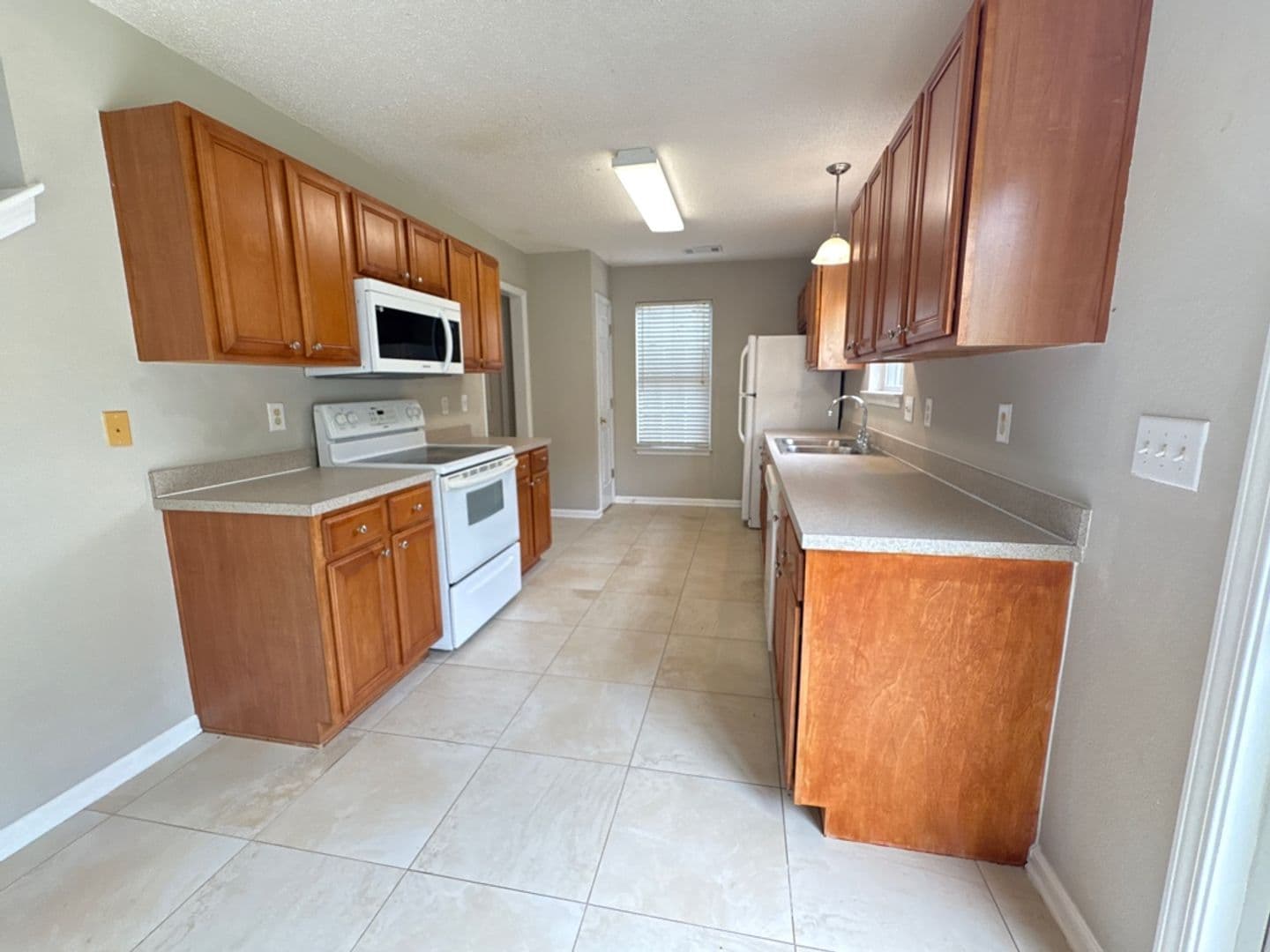 Lexington House: 113 Dupre Mill Court